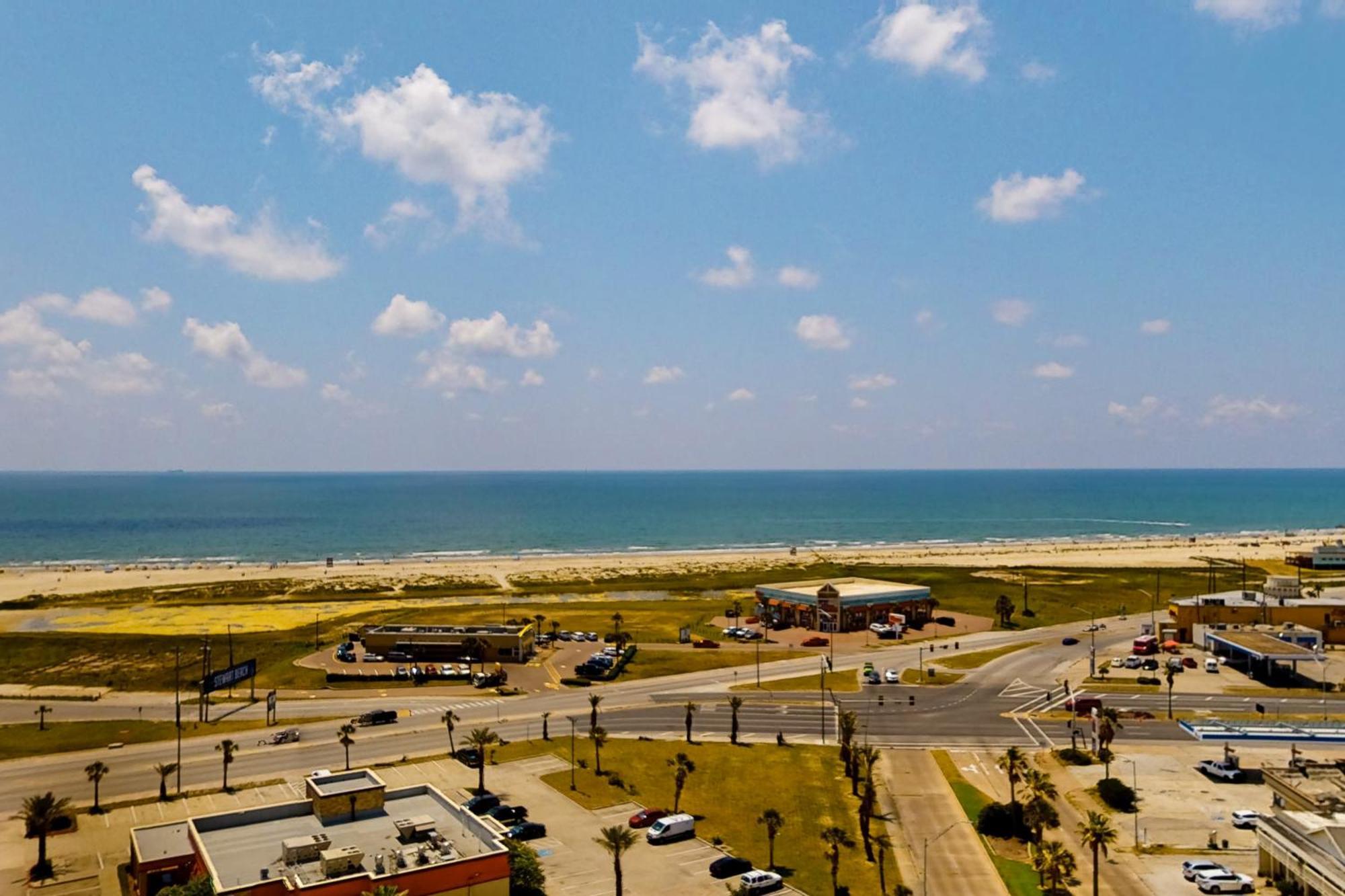 Emerald By The Sea 1214 Sea For Miles Galveston Bagian luar foto